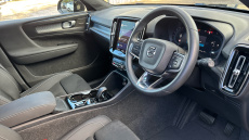 Volvo XC40 2.0 B4P Ultra Black Edition 5dr Auto Petrol Estate